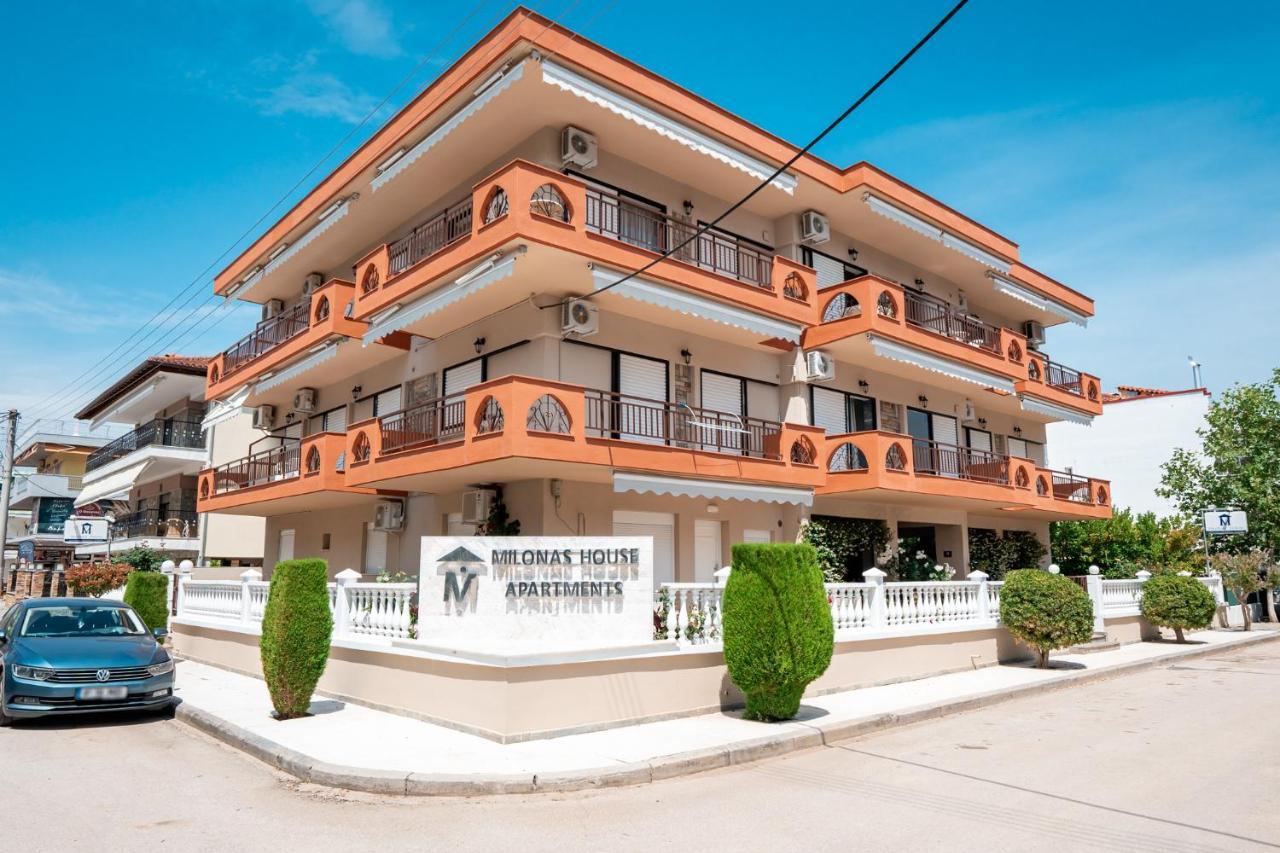 Milonas House Apartments Paralia Dionisiou Extérieur photo