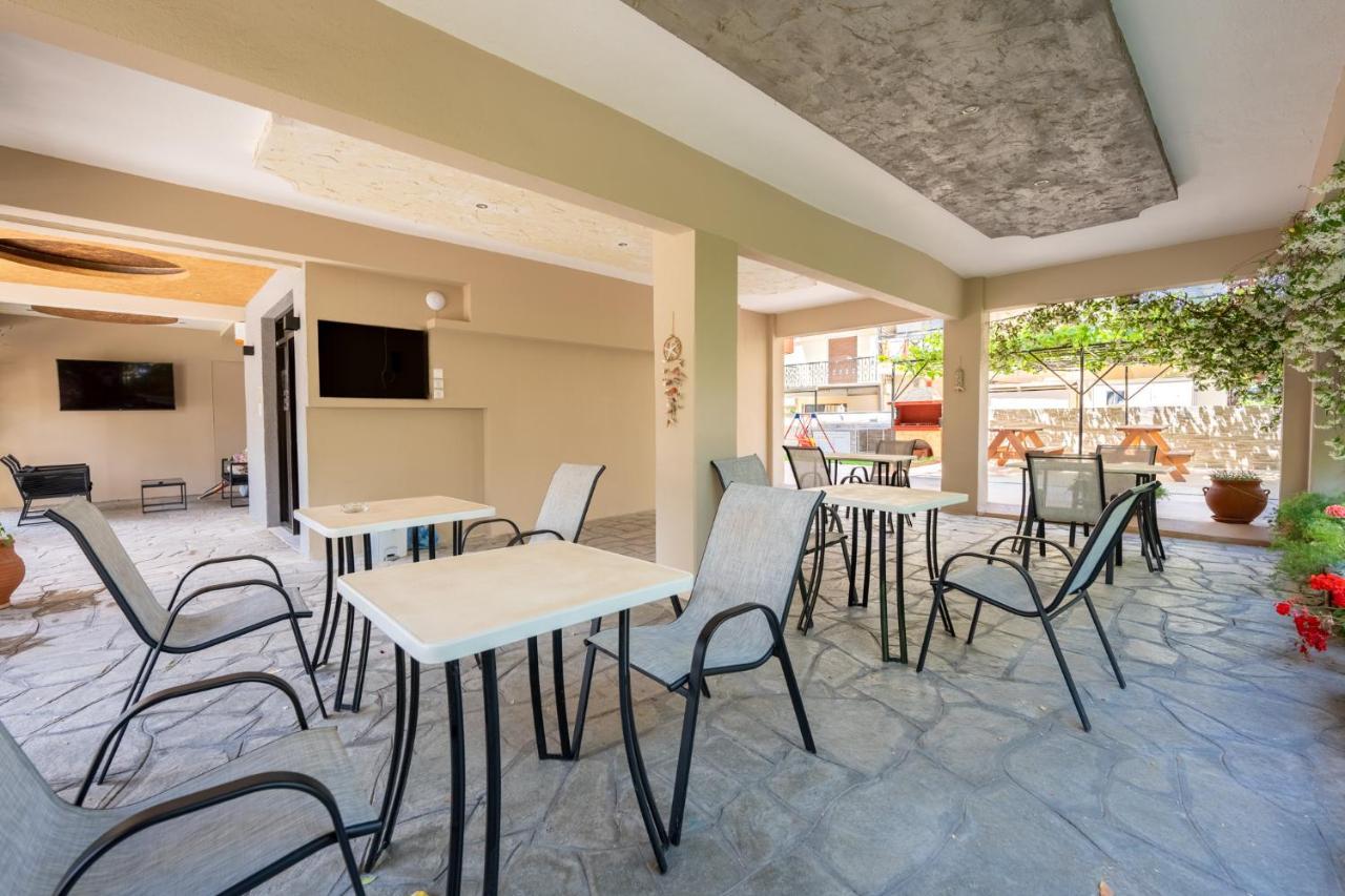 Milonas House Apartments Paralia Dionisiou Extérieur photo