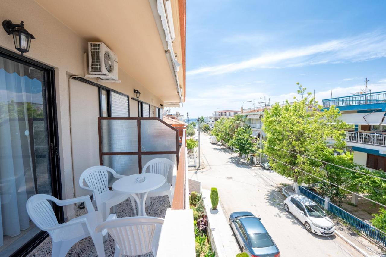Milonas House Apartments Paralia Dionisiou Extérieur photo