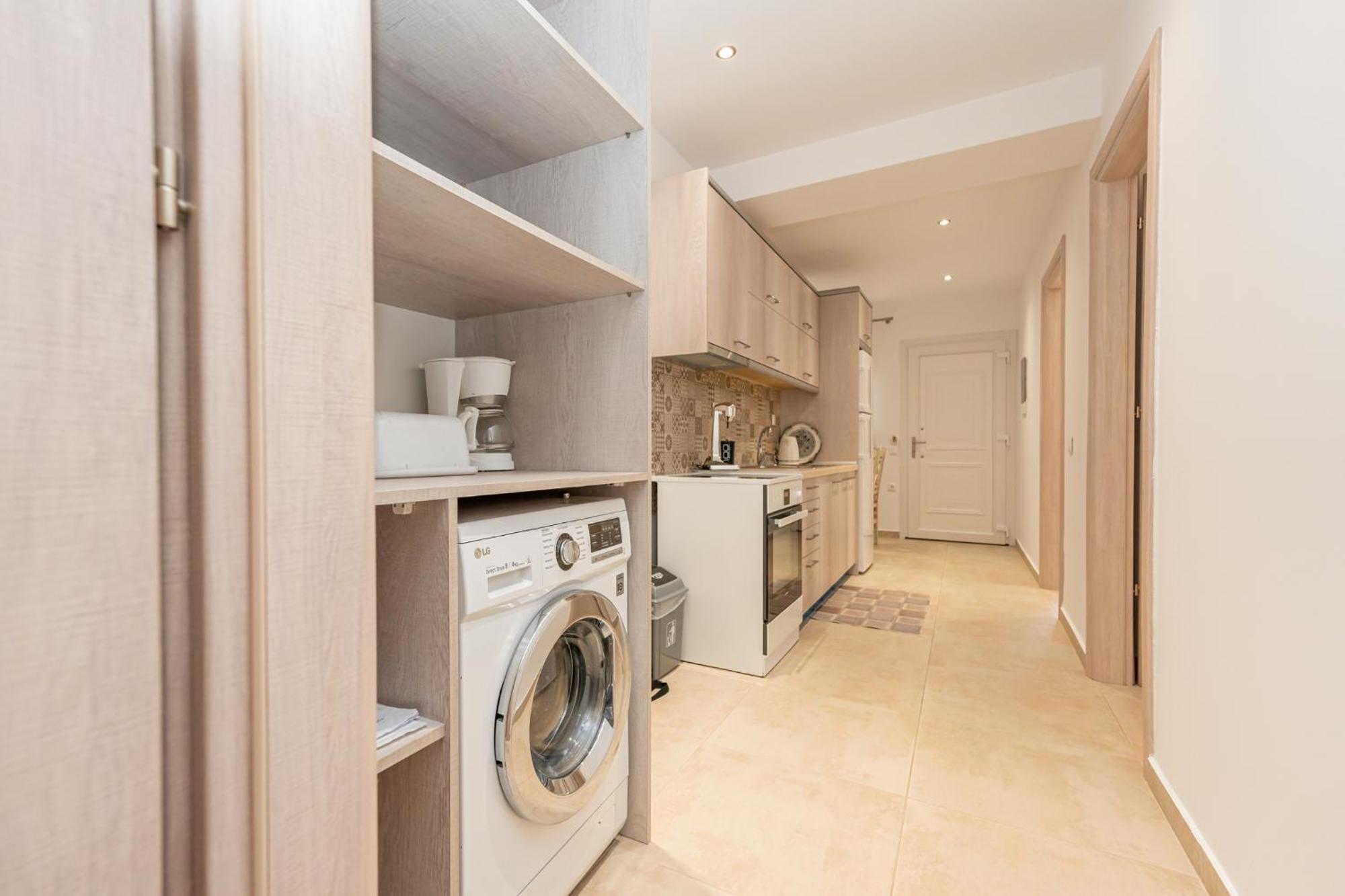 Milonas House Apartments Paralia Dionisiou Extérieur photo