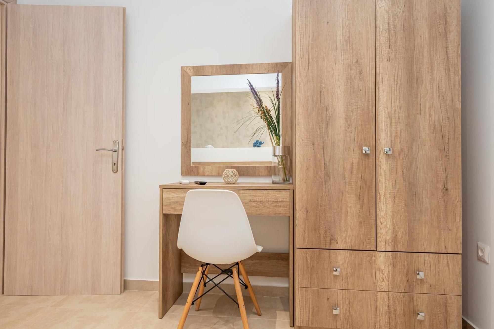 Milonas House Apartments Paralia Dionisiou Extérieur photo