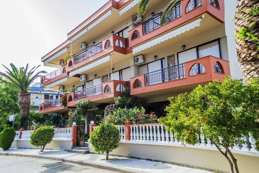 Milonas House Apartments Paralia Dionisiou Extérieur photo